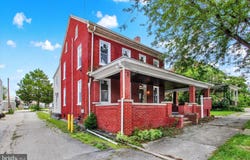 631 BROADWAY, HANOVER, PA 17331