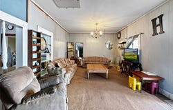 407 N 6th Street, Sayre, OK 73662
