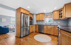 40 Tudor St, Waltham, MA 02451