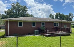 1201 Cherry Tree Drive, New Bern, NC 28562