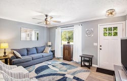 1808 Cadillac Avenue, Lansing, MI 48917