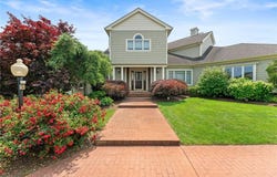 27 Eagle Drive, North Kingstown, RI 02852