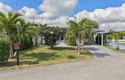 2301 SW 85th Way, Davie, FL 33324