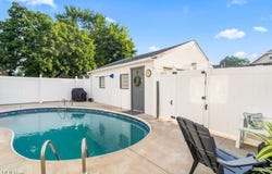 506 Oak Knoll Avenue SE, Warren, OH 44483