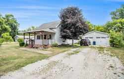 515 Locust Street, Howard City, MI 49329