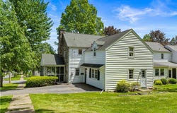 74 Hartford, New Hartford, NY 13413