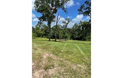 430 County Road 3360, Broaddus, TX 75929