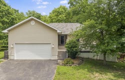 11996 N Farm Rd 119, Brighton, MO 65617