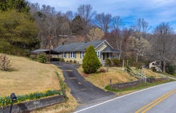 318 Sunrise Park, Sylva, NC 28779