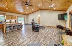 43 Woodlawn Drive, Hartshorne, OK 74547