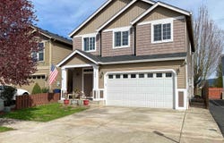 799 Morning Glory Dr, Independence, OR 97351