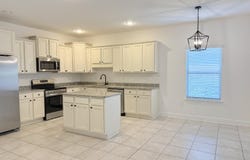 379 Whitman Way, Freeport, FL 32439