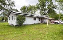 6775 SE Kiwi Lane, Riverton, KS 66770