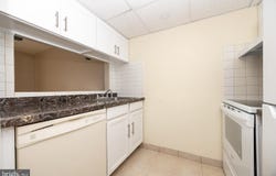 62 PARK VALLEY LANE, BROOKHAVEN, PA 19015