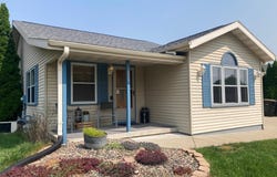 928 Acker Parkway, DeForest, WI 53532