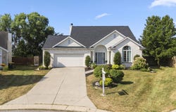10407 Knollton Run, Fort Wayne, IN 46818-8718