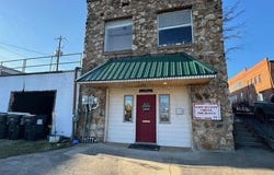 215 E Broadway, Pocahontas, AR 72455