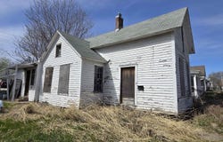 1309 S 10Th Street, Burlington, IA 52601