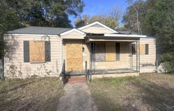 705 W Mercer, Albany, GA 31701