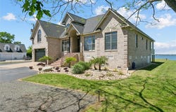 1506 Dandy Loop Road, Yorktown, VA 23692