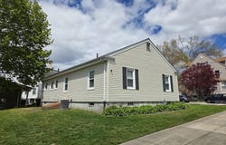 499 Maple St, Fall River, MA 02720