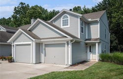 6016 NE Moonstone Drive, Lee's Summit, MO 64064