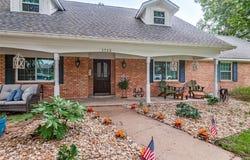 1712 Cripple Creek Drive, Irving, TX 75061