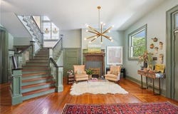 1930 NAPOLEON Avenue, New Orleans, LA 70115