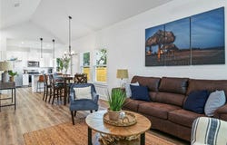 301 Rustic Oak, Rockport, TX 78382