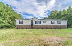 636 Community Center Drive, Kinston, NC 28504