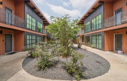 400 E 30th ST, Austin, TX 78705