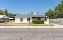 6632 N 59th Drive, Glendale, AZ 85301