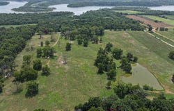 359 E Dade 74, Greenfield, MO 65661
