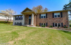 416 Summitt Drive, LaFollette, TN 37766
