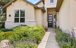 2 CANARIO LN, Boerne, TX 78006
