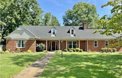 446 W Cedar Street, Franklin, KY 42134