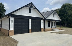277 Green Meadow Lane, Mt Vernon, KY 40456