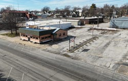 608 E Broadway Street, Monett, MO 65708