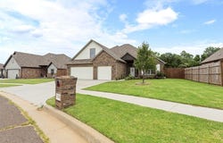 11304 Fairways Avenue, Yukon, OK 73099