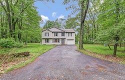 1162 Colt Lane, Pocono Summit, PA 18346