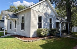 307 SE 7th Street, Independence, IA 50644