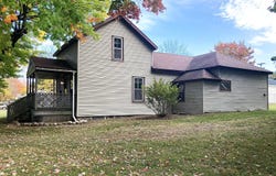 209 W Gilson Street, Edmore, MI 48829