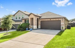 25819 Posey, Boerne, TX 78006
