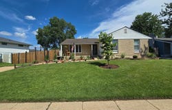 7957 CASTLE HEDGE DELL, GLEN BURNIE, MD 21061