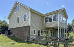 618 Laurie Leigh Ln Drive, Dandridge, TN 37725