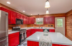 25 Gopher Park Road, Manchester, ME 04351