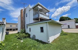 102 W Winnebago Street, Friesland, WI 53935-0093