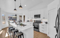 950 N Horsemans Park, Dammeron Valley, UT 84783