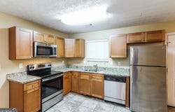 6482 Alford, Lithonia, GA 30058