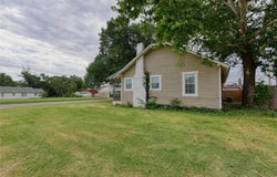 223 N Randall Avenue, Elk City, OK 73644